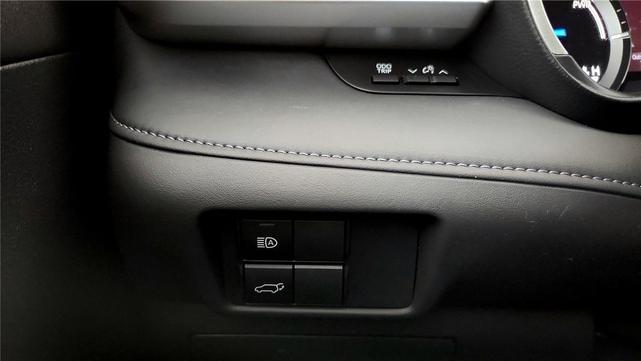 Photo of 2020 Magnetic Gray Metallic Toyota Highlander Hybrid