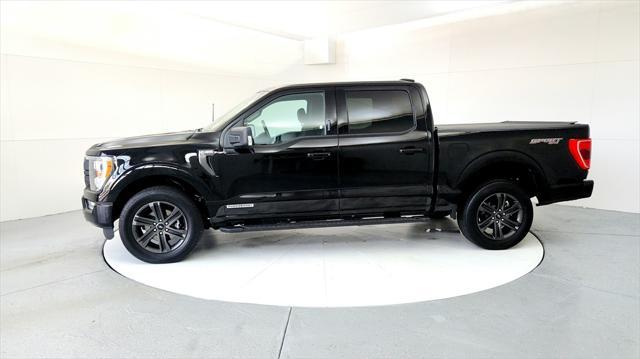 Photo of 2022 AGATE BLACK METALLIC Ford F-150