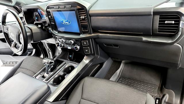 Photo of 2022 AGATE BLACK METALLIC Ford F-150