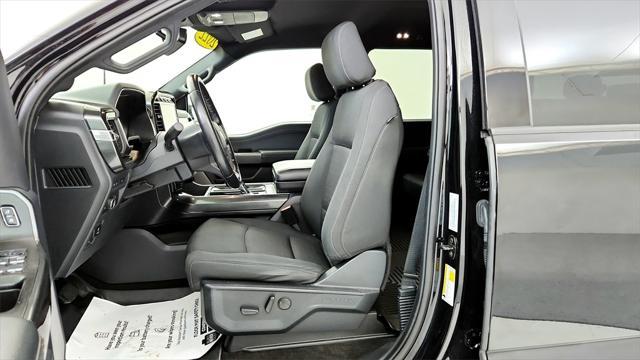 Photo of 2022 AGATE BLACK METALLIC Ford F-150