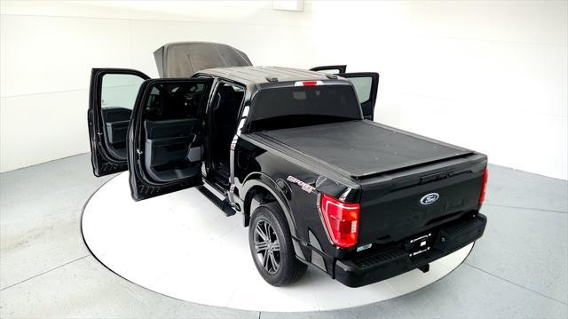 Photo of 2022 AGATE BLACK METALLIC Ford F-150