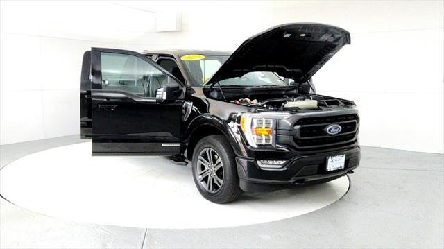 Photo of 2022 AGATE BLACK METALLIC Ford F-150