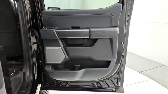 Photo of 2022 AGATE BLACK METALLIC Ford F-150
