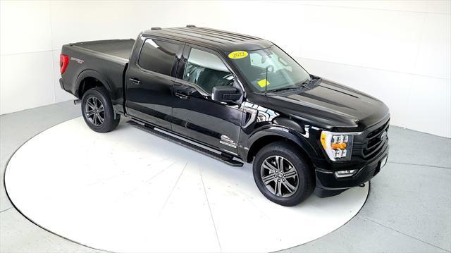 Photo of 2022 AGATE BLACK METALLIC Ford F-150