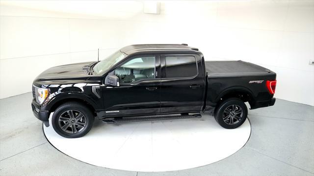 Photo of 2022 AGATE BLACK METALLIC Ford F-150