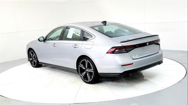 Photo of 2023 Lunar Silver Metallic Honda Accord Hybrid