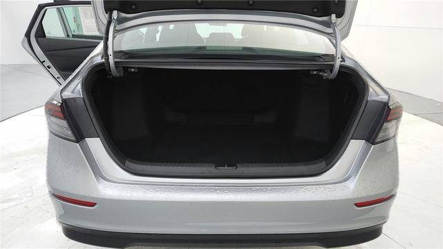 Photo of 2023 Lunar Silver Metallic Honda Accord Hybrid