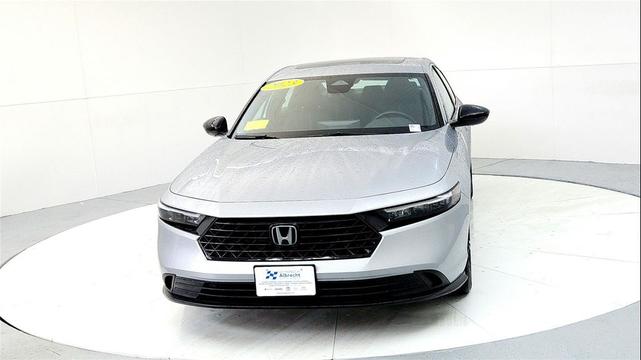 Photo of 2023 Lunar Silver Metallic Honda Accord Hybrid
