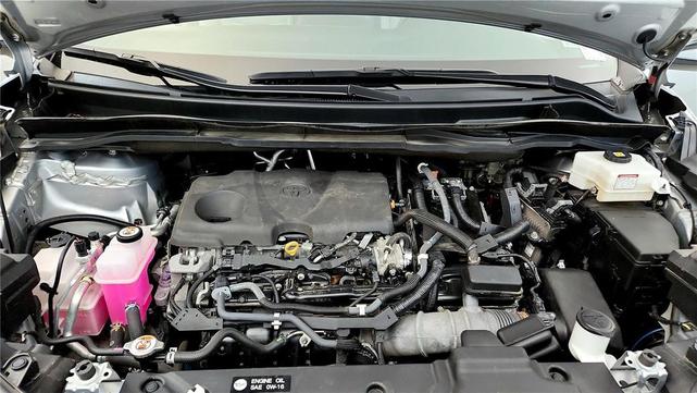 Photo of 2022 Celestial Silver Metallic Toyota Sienna