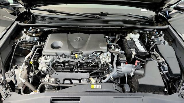 Photo of 2023 Midnight Black Metallic Toyota Camry