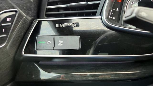 Photo of 2021 Samurai Gray Metallic Audi Q7