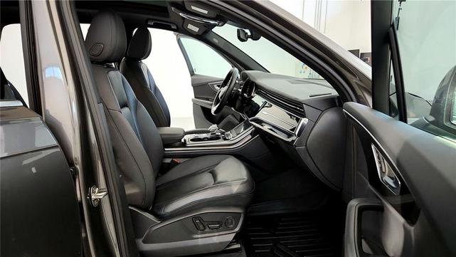 Photo of 2021 Samurai Gray Metallic Audi Q7