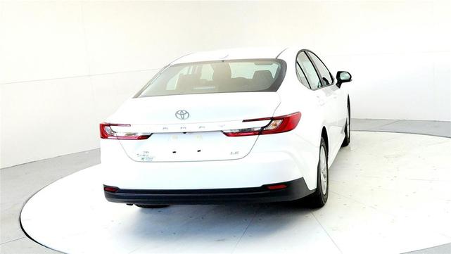Photo of 2026 Ice Cap Toyota Camry