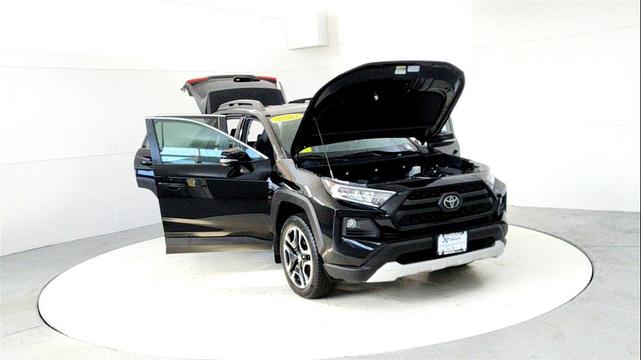 Photo of 2020 Midnight Black Metallic Toyota RAV4