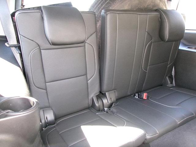 Photo of 2019 Black GMC Yukon