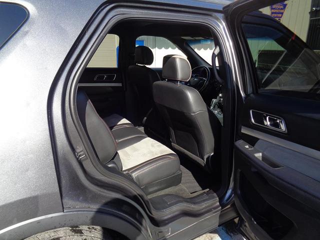 Photo of 2017 Gray Ford Explorer