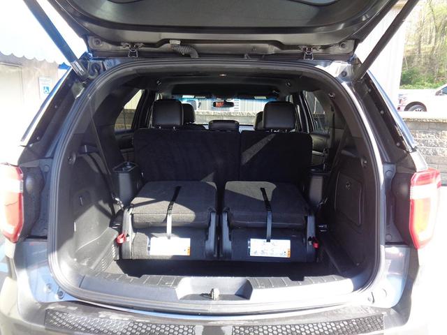 Photo of 2017 Gray Ford Explorer