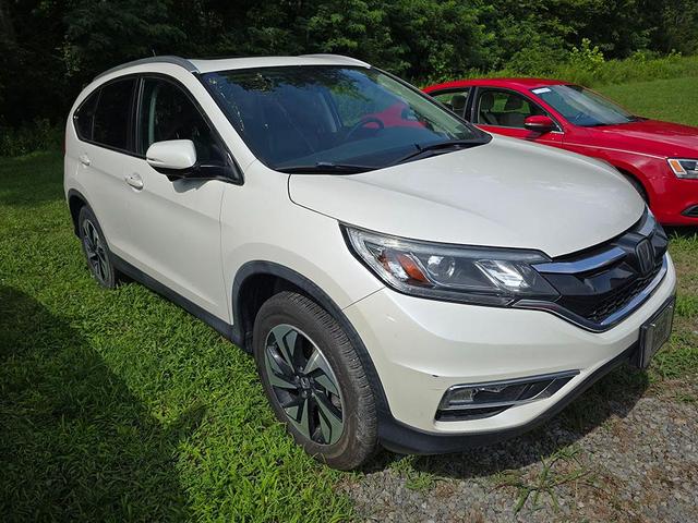 Photo of 2016 White Honda CR-V