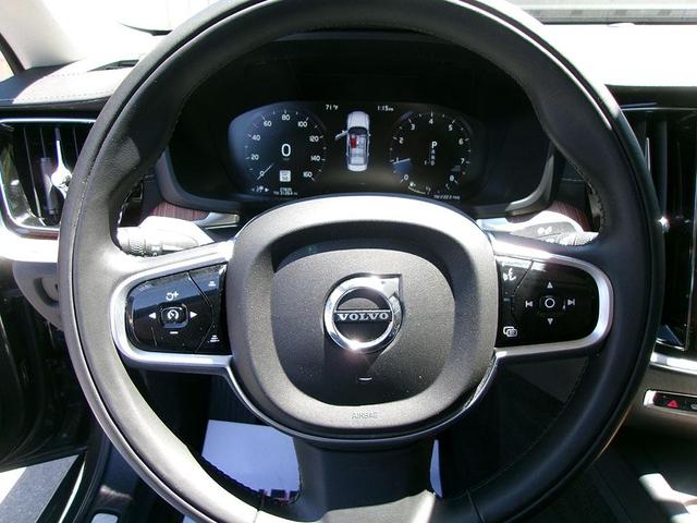 Photo of 2019 Charcoal Volvo S60