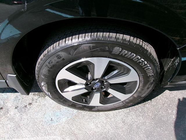 Photo of 2017 Crystal Black Silica Subaru Forester