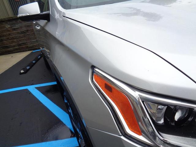 Photo of 2019 Silver Chevrolet Traverse