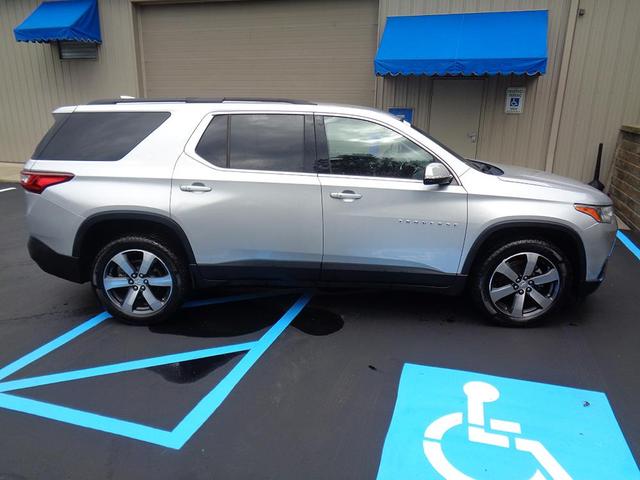 Photo of 2019 Silver Chevrolet Traverse