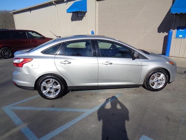 Photo of 2014 Silver Ford Focus
