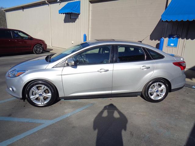 Photo of 2014 Silver Ford Focus