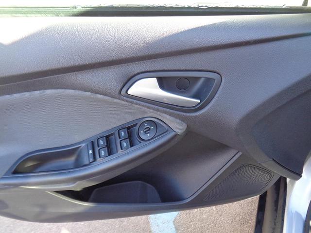 Photo of 2014 Silver Ford Focus