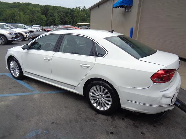 2016 Volkswagen Passat