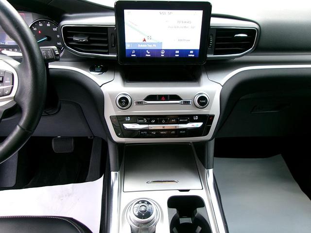 Photo of 2021 Blue Ford Explorer