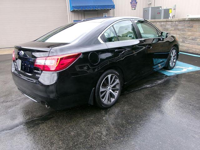 Photo of 2015 Crystal Black Silica Subaru Legacy