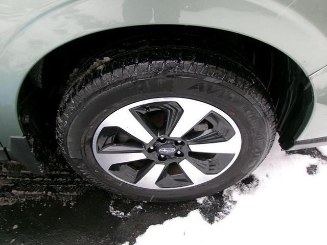Photo of 2018 Jasmine Green Metallic Subaru Forester