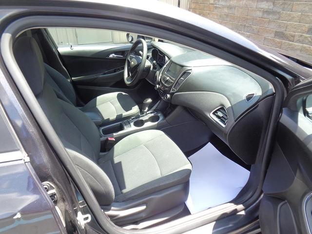 Photo of 2017 Charcoal Chevrolet Cruze