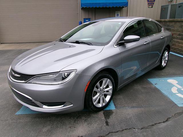 2016 Chrysler 200