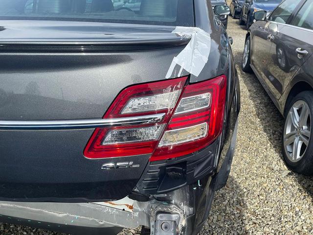 Photo of 2018 Gray Ford Taurus