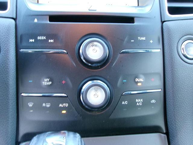 Photo of 2018 Gray Ford Taurus