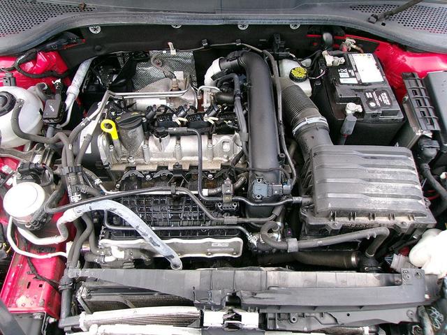 Photo of 2019 Tornado Red Volkswagen Golf SportWagen