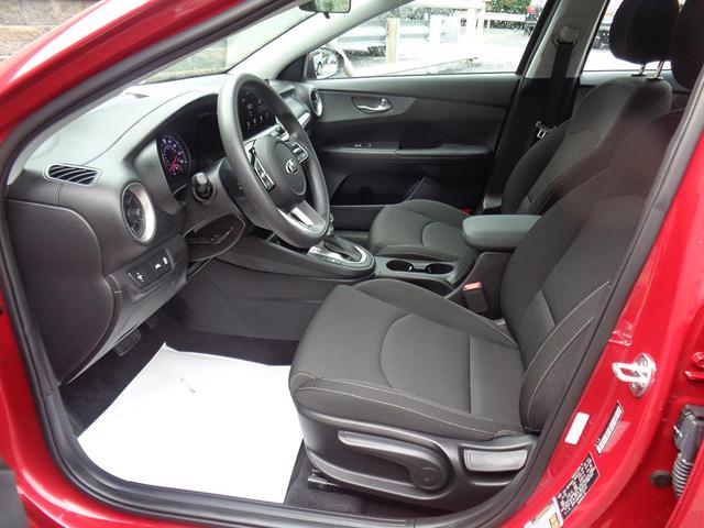 Photo of 2021 Burgundy Kia Forte