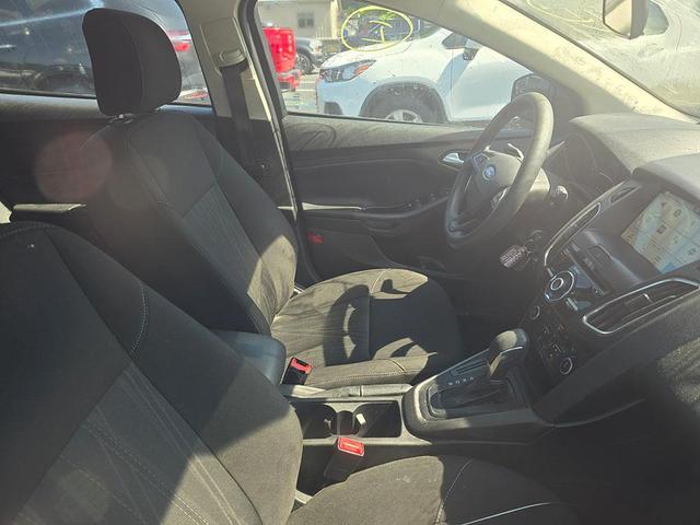 Photo of 2017 Burgundy Ford Focus