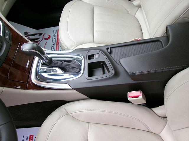 Photo of 2017 White Buick Regal