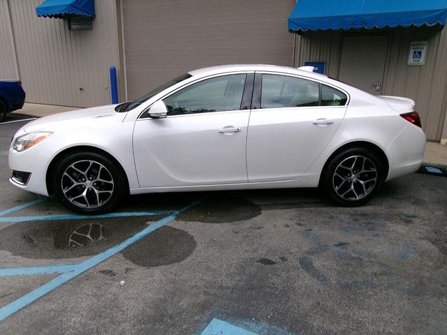 Photo of 2017 White Buick Regal