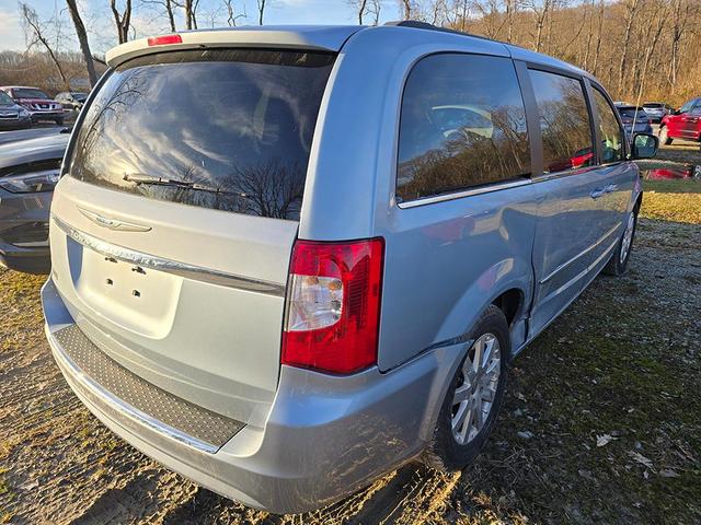 2013 Chrysler Town & Country