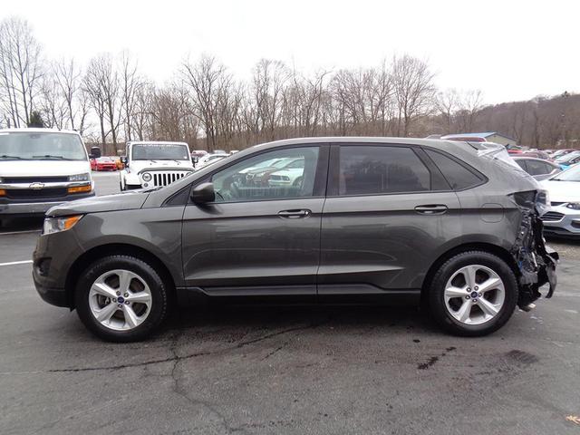 Photo of 2017 Gray Ford Edge