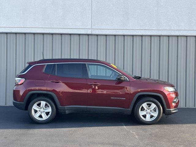 Photo of 2022 Velvet Red Pearlcoat Jeep Compass