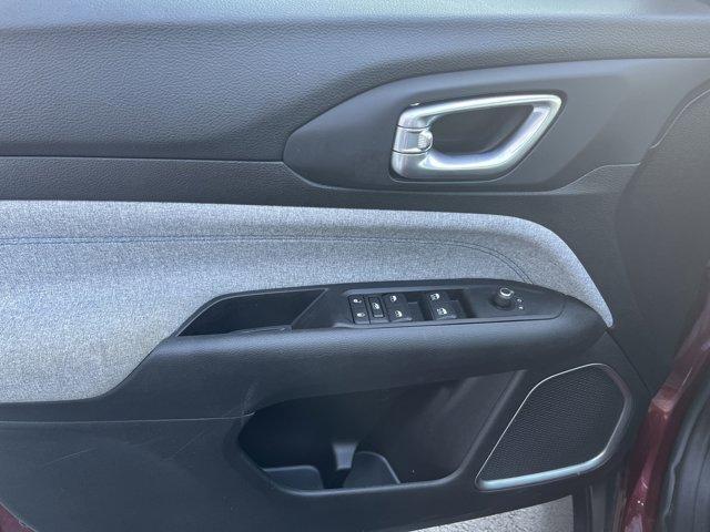 Photo of 2022 Velvet Red Pearlcoat Jeep Compass