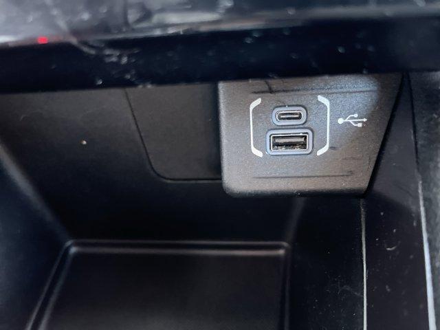 Photo of 2022 Velvet Red Pearlcoat Jeep Compass