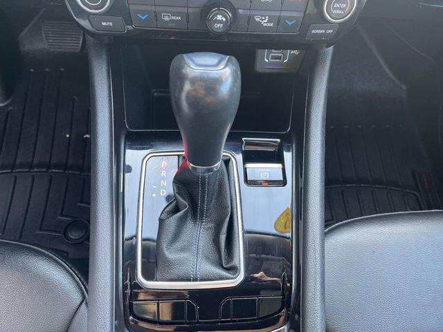 Photo of 2022 Velvet Red Pearlcoat Jeep Compass