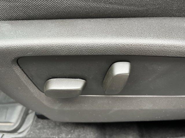 Photo of 2022 Ebony Twilight Metallic Buick Envision