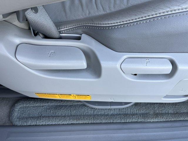 Photo of 2013 Predawn Gray Mica Toyota Sienna